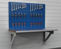 Stanowisko montażowe Table 500 C13, ścienne, wyposażone w panel narzędziowy, blat 1530x800mm.